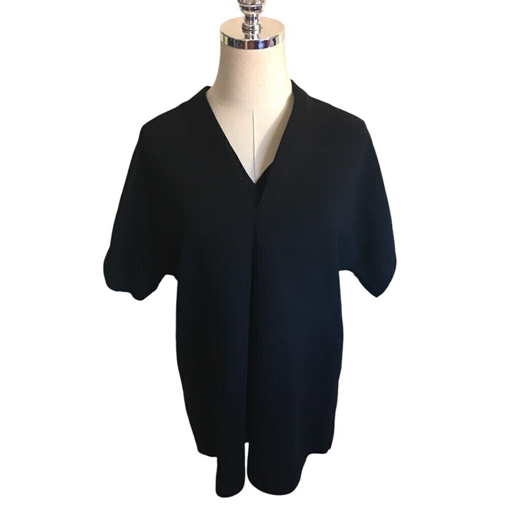 Vince Top Women's Size XS Black Short Sleeves Double V Neck Crepe
